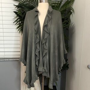 Ruffled Gray Shawl